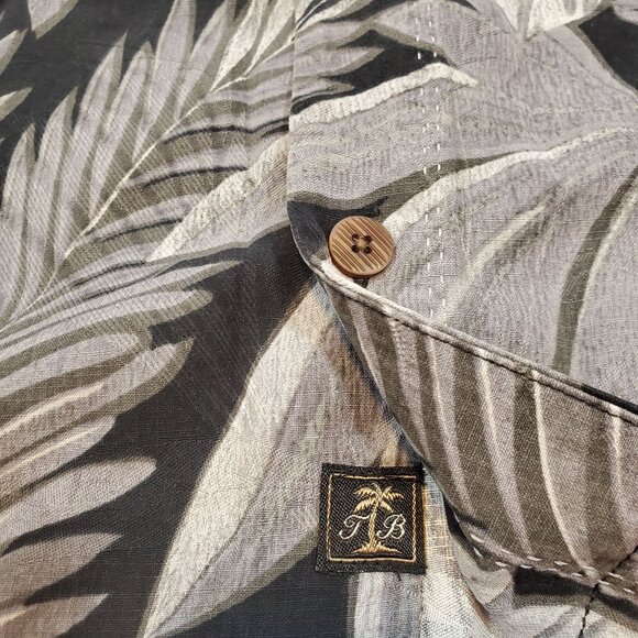 Tommy Bahama Silk Hawaiian Floral Aloha Button Down Shirt Size M Leaf Tropical - Picture 6 of 9